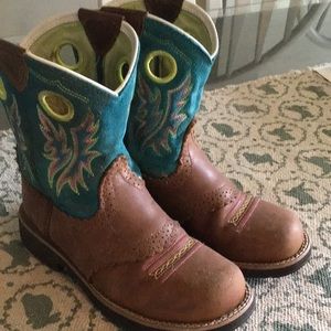 Ariat boots for girls size 1